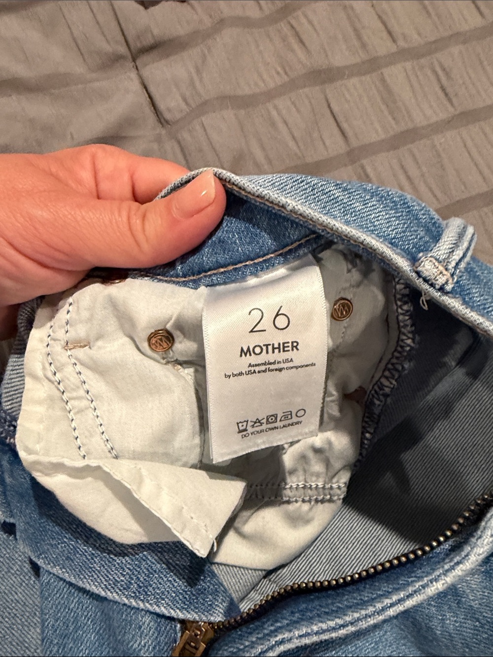 MOTHER Light Wash Women’s Flared Jeans - Light Blue - Picture 4 of 5